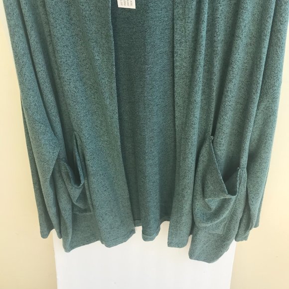 Young Fabulous & Broke Women's Plus Size Small Open Front Cardigan With Hoodie - Picture 4 of 7